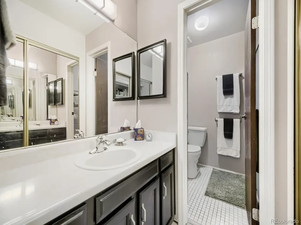 7925 W Layton Avenue Littleton CO 80123