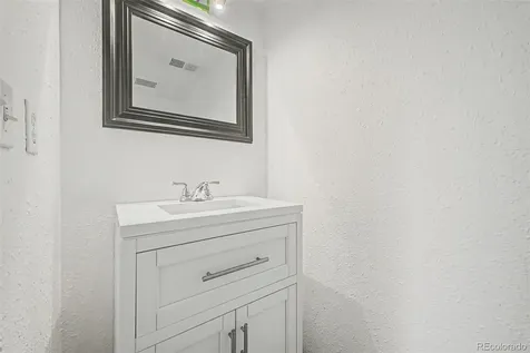 4280 S Halifax Way Aurora CO 80013