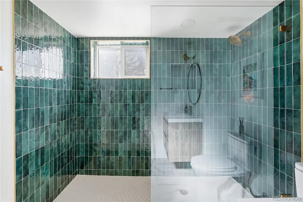 1556 S Xenon Court Lakewood CO 80228
