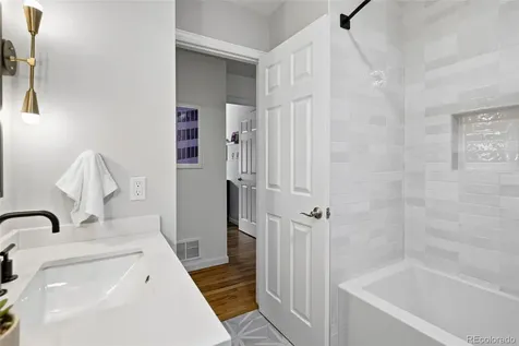 1556 S Xenon Court Lakewood CO 80228