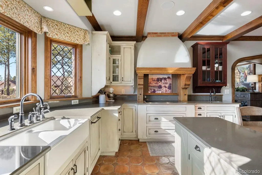 4340 Foxchase Way Colorado Springs CO 80908