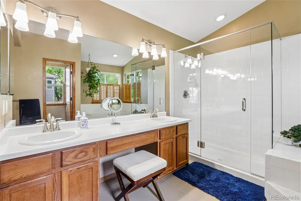 8850 W Long Court Littleton CO 80123