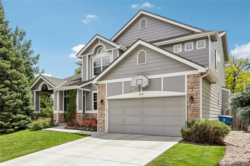 8850 W Long Court Littleton CO 80123
