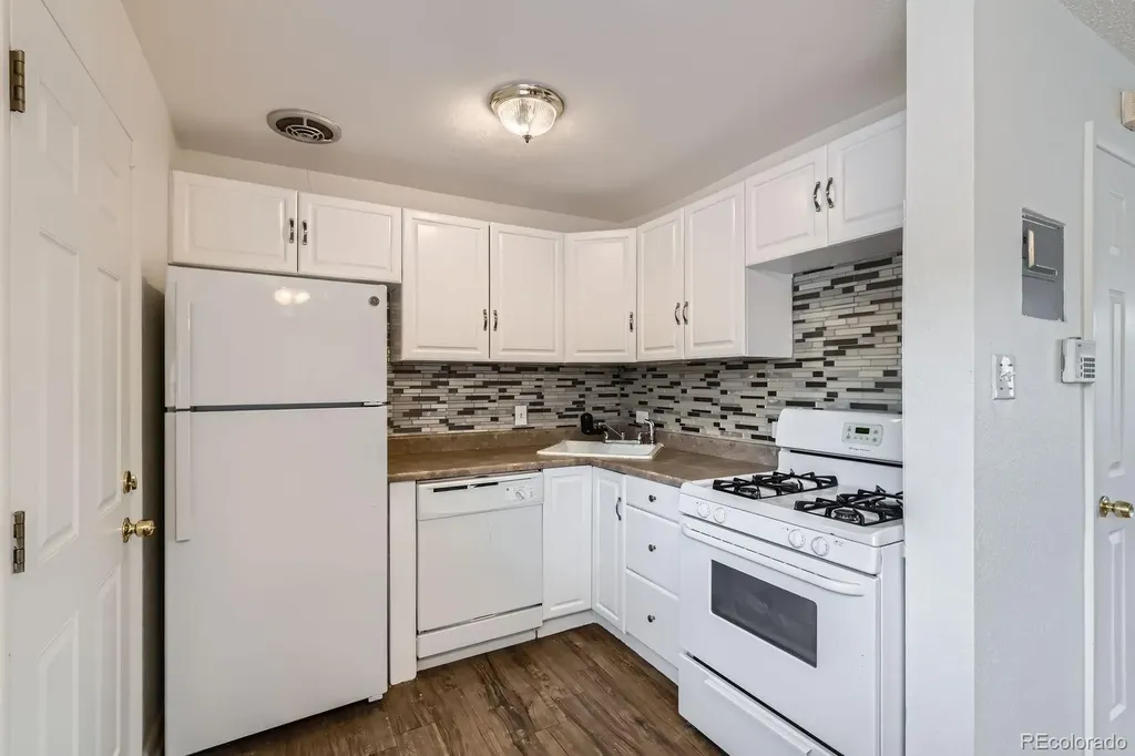 1525 Xenia Street Denver CO 80220