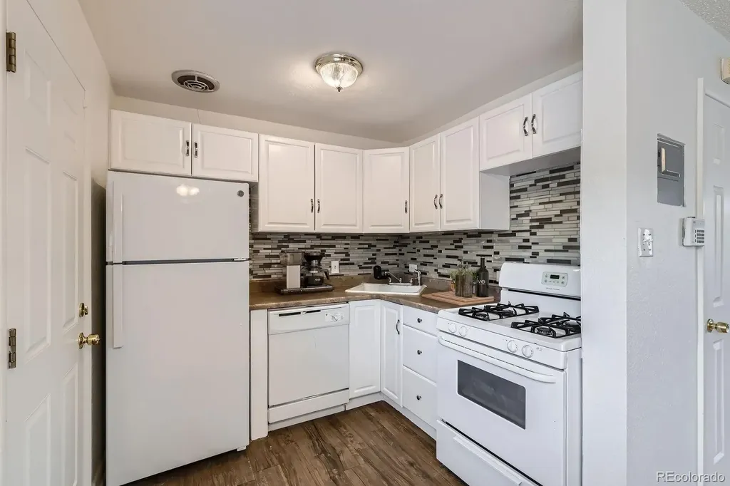 1525 Xenia Street Denver CO 80220