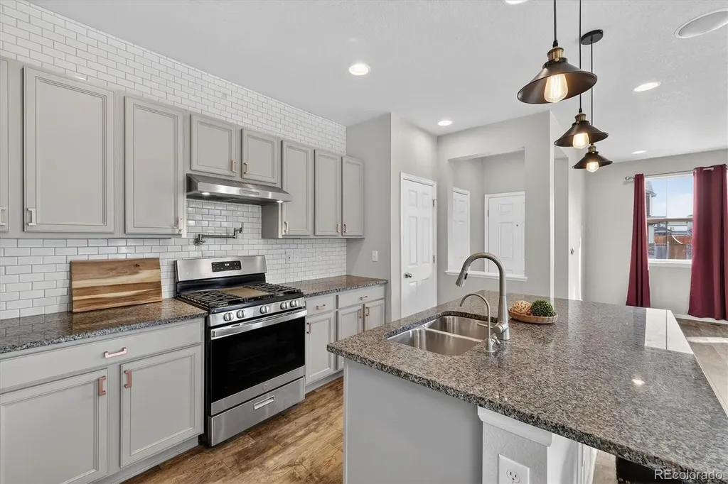 6571 N Cathay Street Denver CO 80249