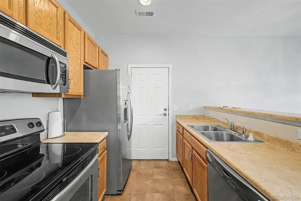 6732 S Winnipeg Circle Aurora CO 80016