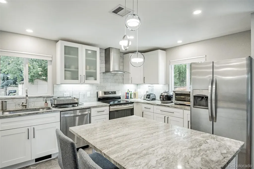 2569 E Cresthill Avenue Centennial CO 80121