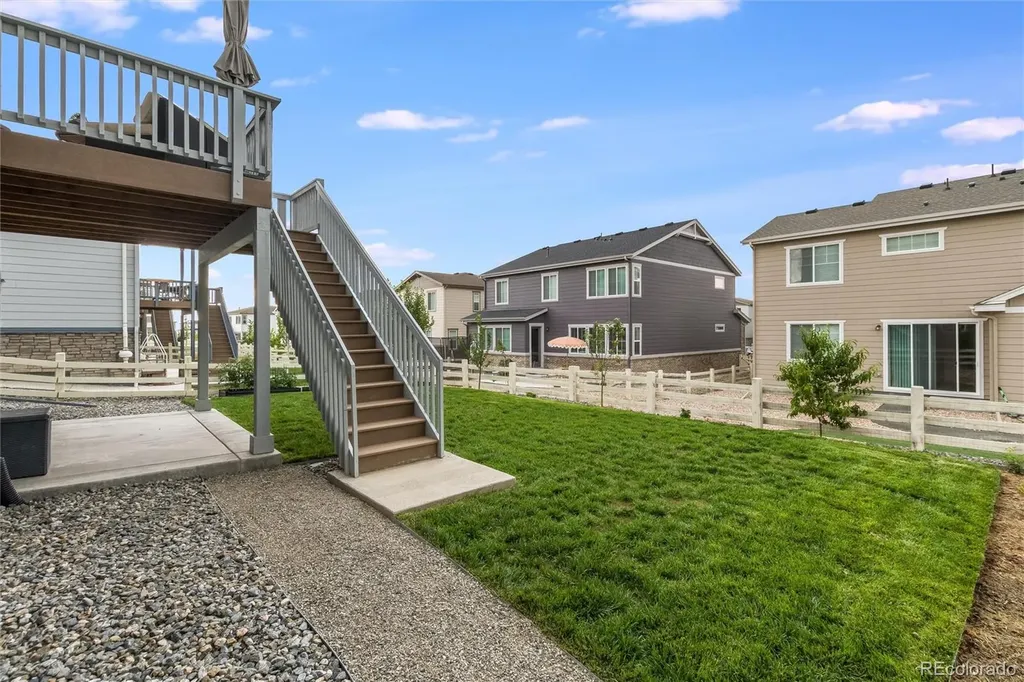 7376 S White Crow Way Aurora CO 80016