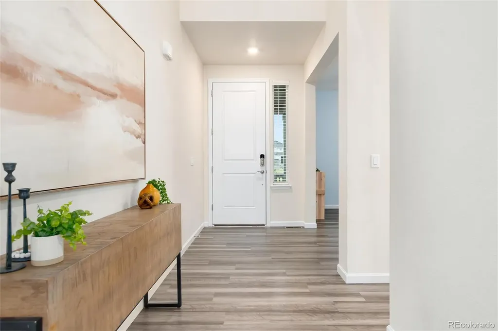 7376 S White Crow Way Aurora CO 80016