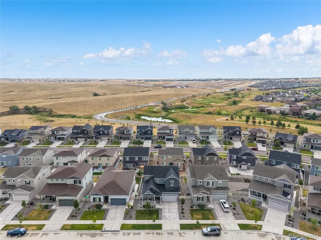 7376 S White Crow Way Aurora CO 80016