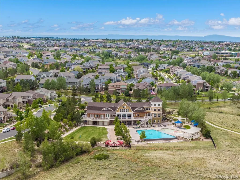 7376 S White Crow Way Aurora CO 80016