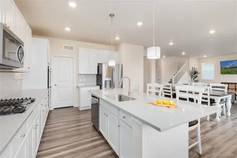 7376 S White Crow Way Aurora CO 80016