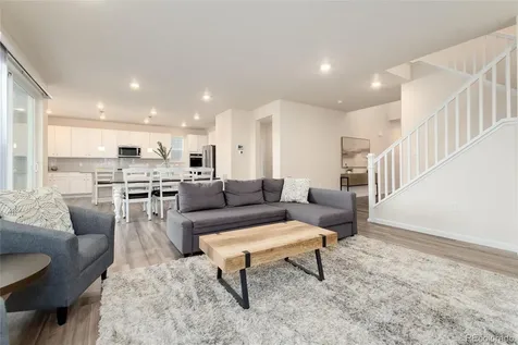 7376 S White Crow Way Aurora CO 80016