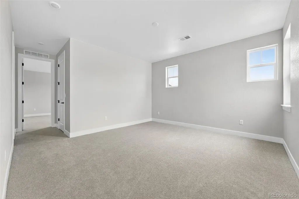 5582 Farrier Point Castle Rock CO 80104