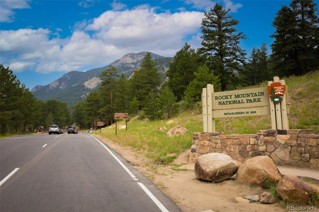 280 Old Man Mountain Lane Estes Park CO 80517