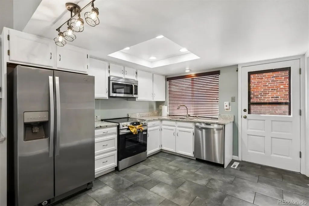 4282 S Fairplay Circle Aurora CO 80014