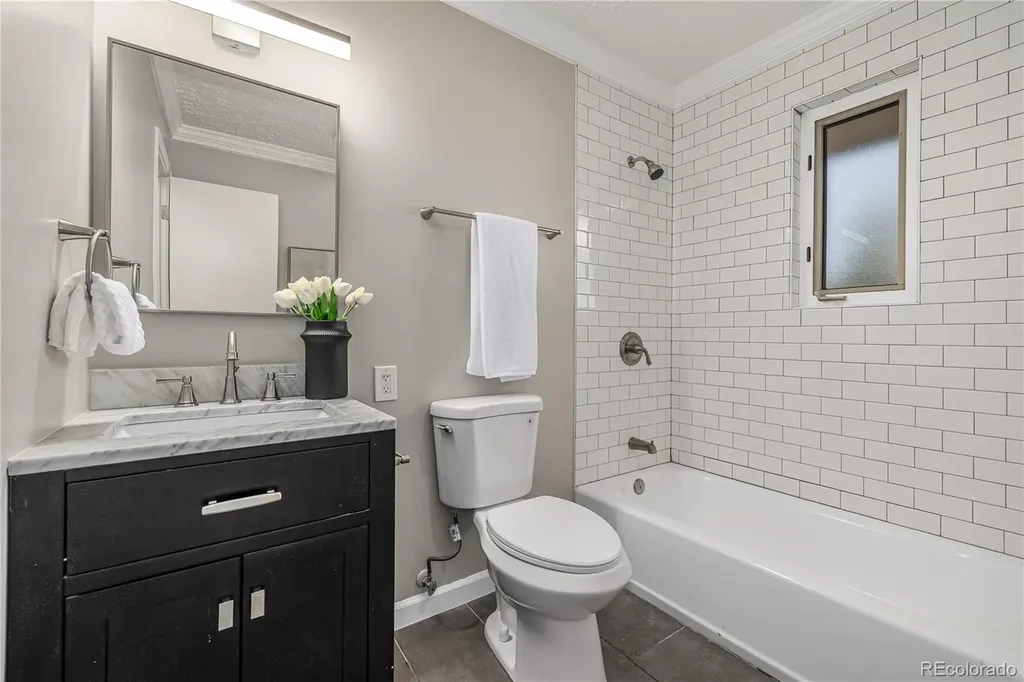 2540 S Jasmine Street Denver CO 80222