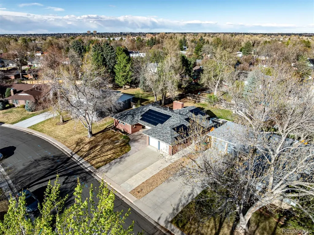 2540 S Jasmine Street Denver CO 80222