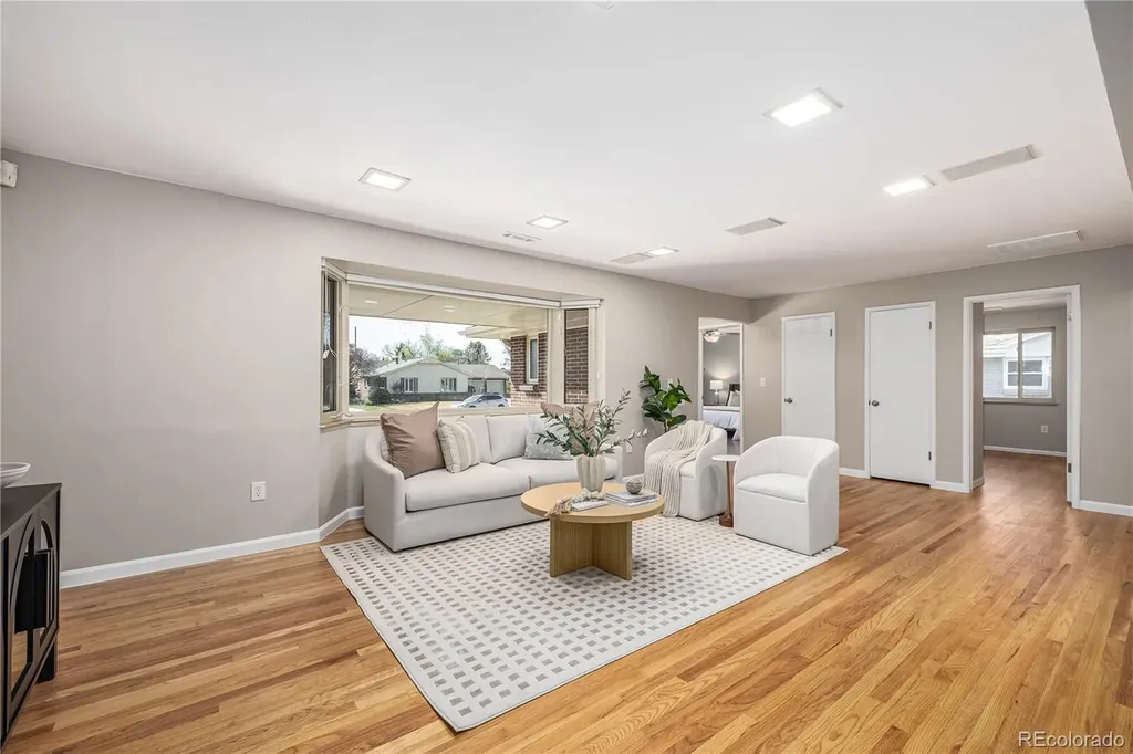 2540 S Jasmine Street Denver CO 80222