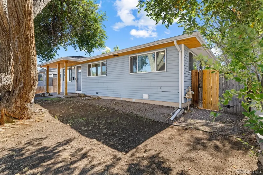1460 W Alaska Place Denver CO 80223