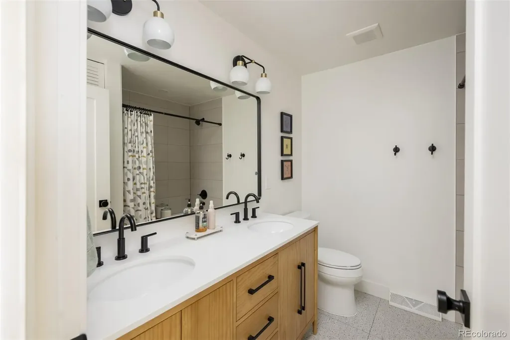936 S Cole Drive Lakewood CO 80228