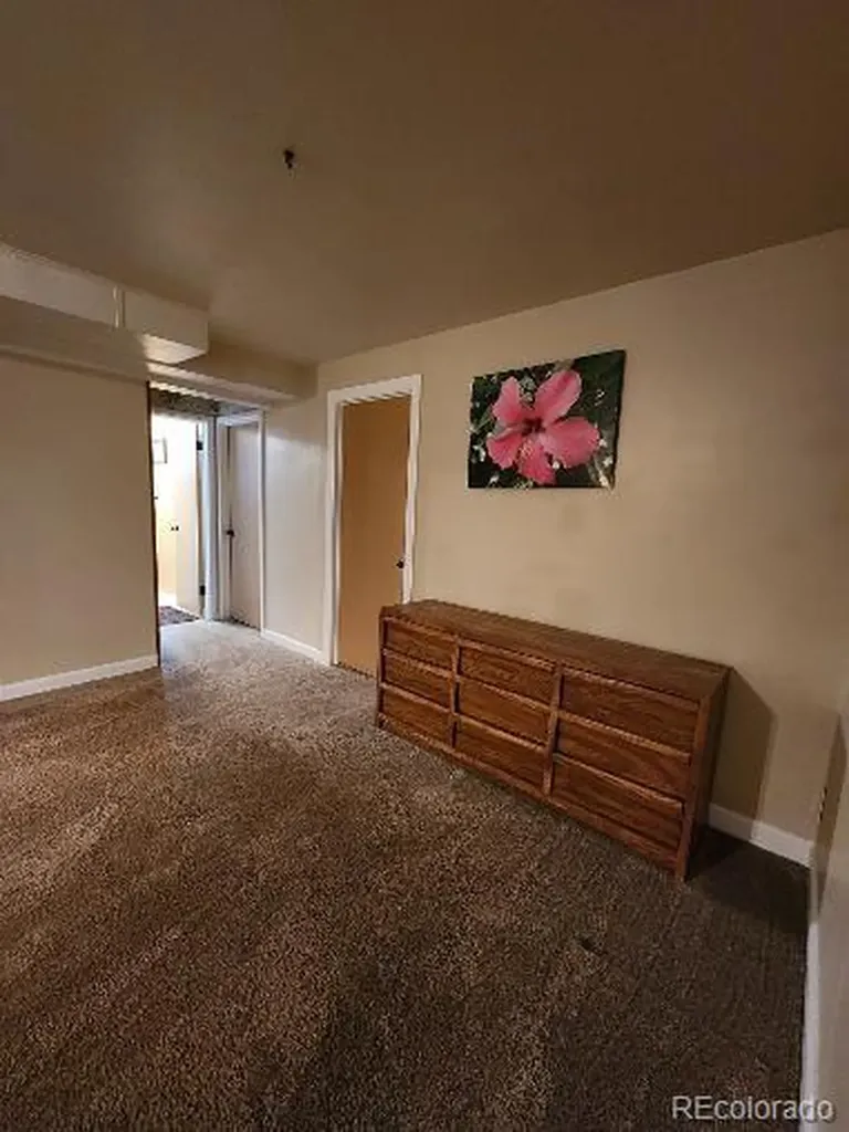 841 Phillips Drive Northglenn CO 80233