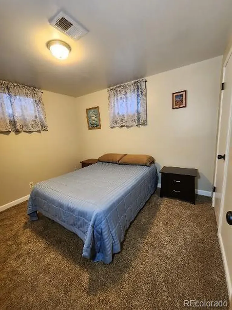 841 Phillips Drive Northglenn CO 80233
