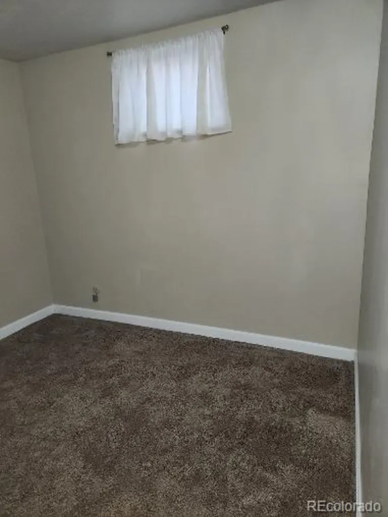 841 Phillips Drive Northglenn CO 80233