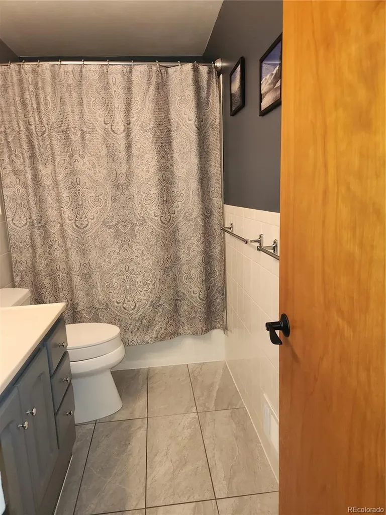 841 Phillips Drive Northglenn CO 80233