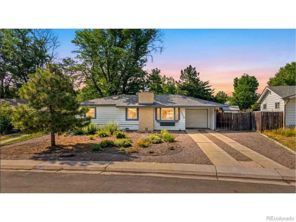 1330 S Ivanhoe Way Denver CO 80224