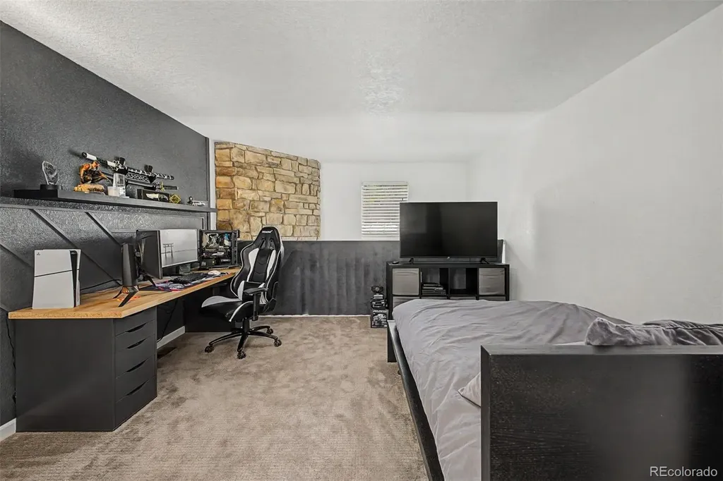 1685 S Blackhawk Way Aurora CO 80012