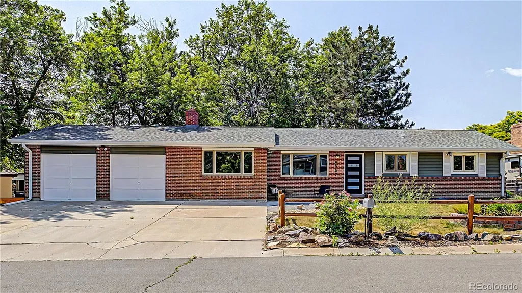 4667 Badger Lane Littleton CO 80127