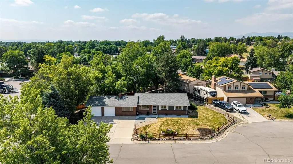 4667 Badger Lane Littleton CO 80127