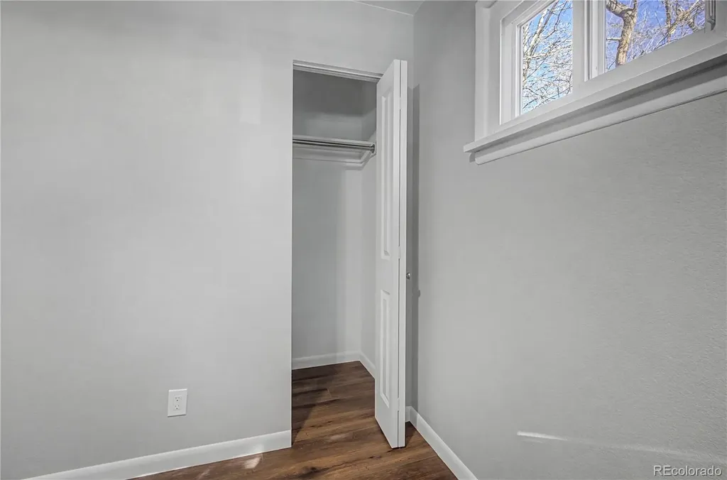 2275 S Linley Court Denver CO 80219