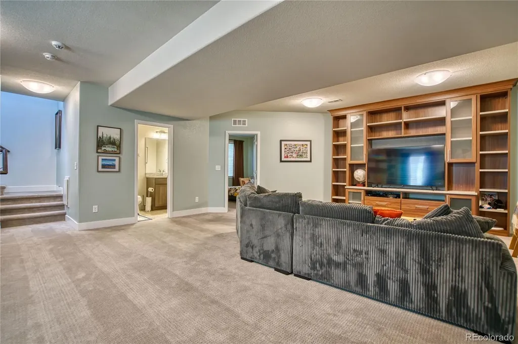 1522 Moonlight Drive Longmont CO 80504