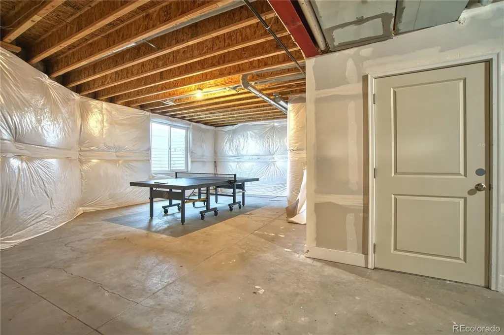 1522 Moonlight Drive Longmont CO 80504