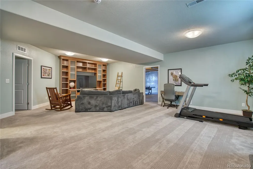 1522 Moonlight Drive Longmont CO 80504
