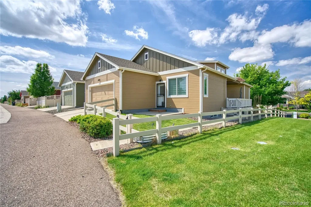 1522 Moonlight Drive Longmont CO 80504