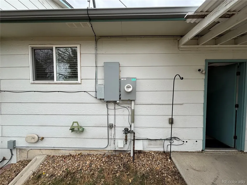 950 S Waco Way Aurora CO 80017