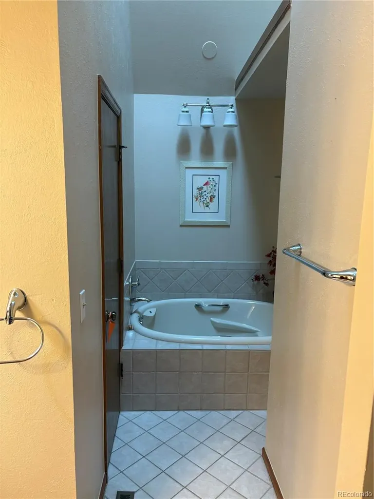 4245 S Granby Way Aurora CO 80014