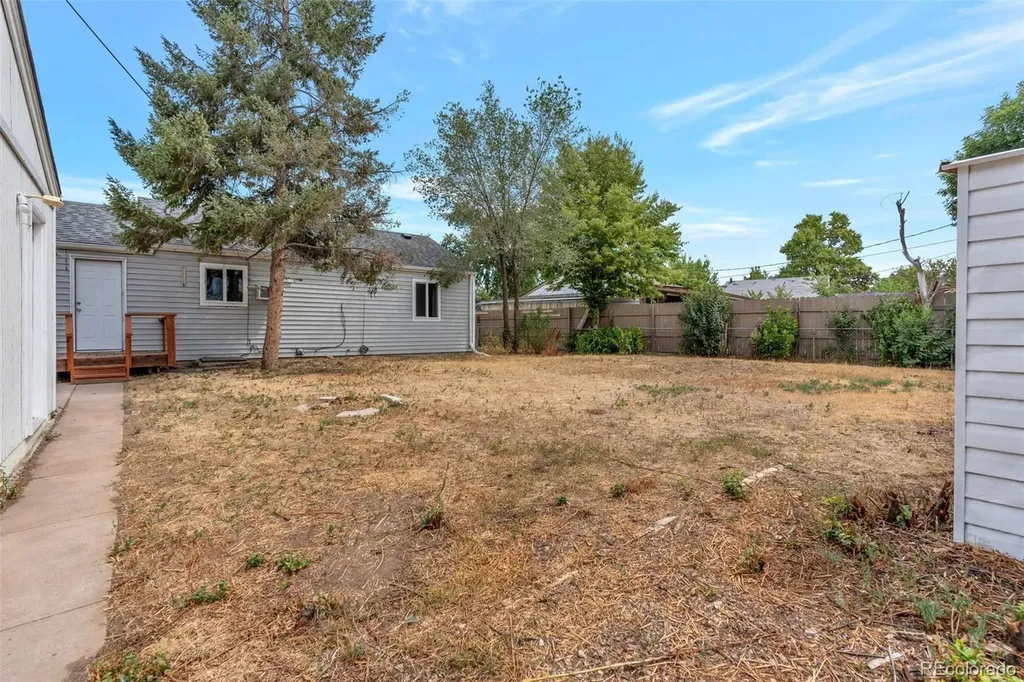 11612 Del Mar Parkway Aurora CO 80010