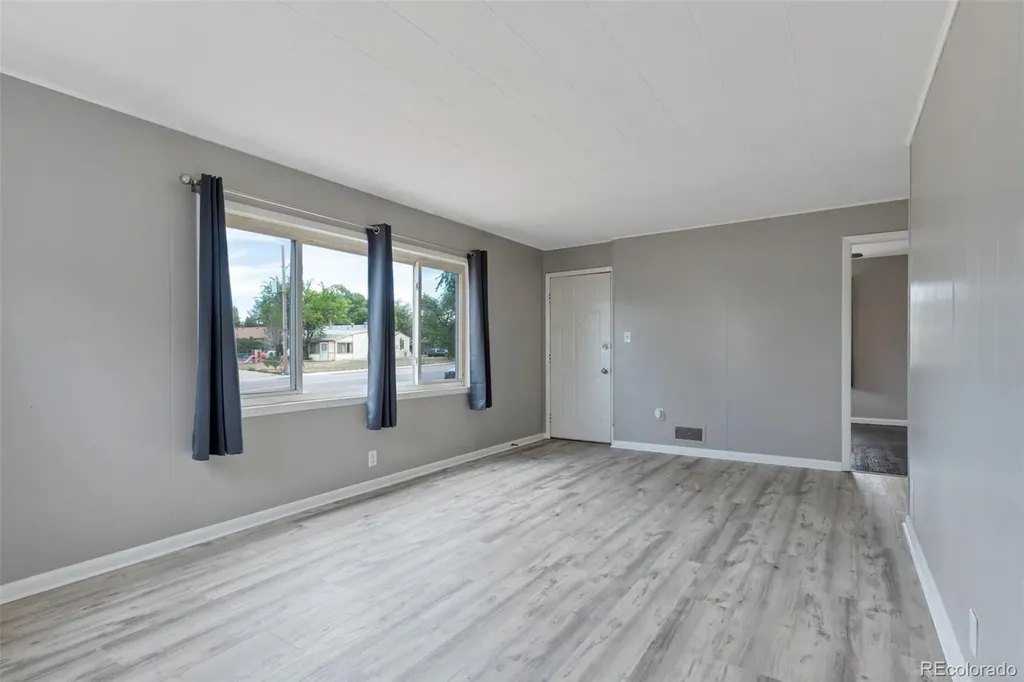 11612 Del Mar Parkway Aurora CO 80010