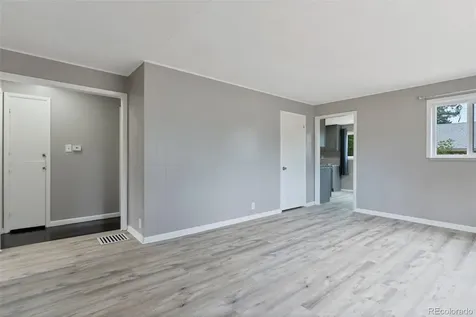 11612 Del Mar Parkway Aurora CO 80010