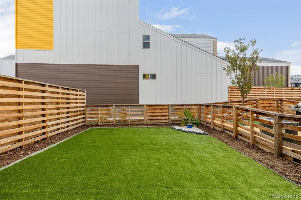 15194 W 69th Avenue Arvada CO 80007
