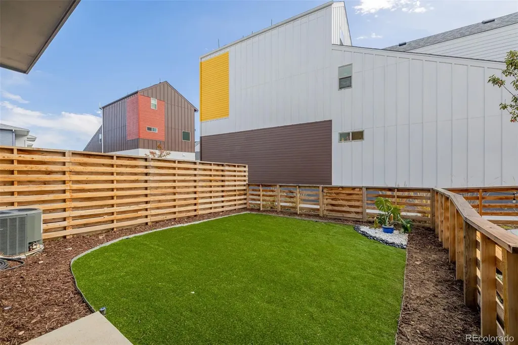 15194 W 69th Avenue Arvada CO 80007