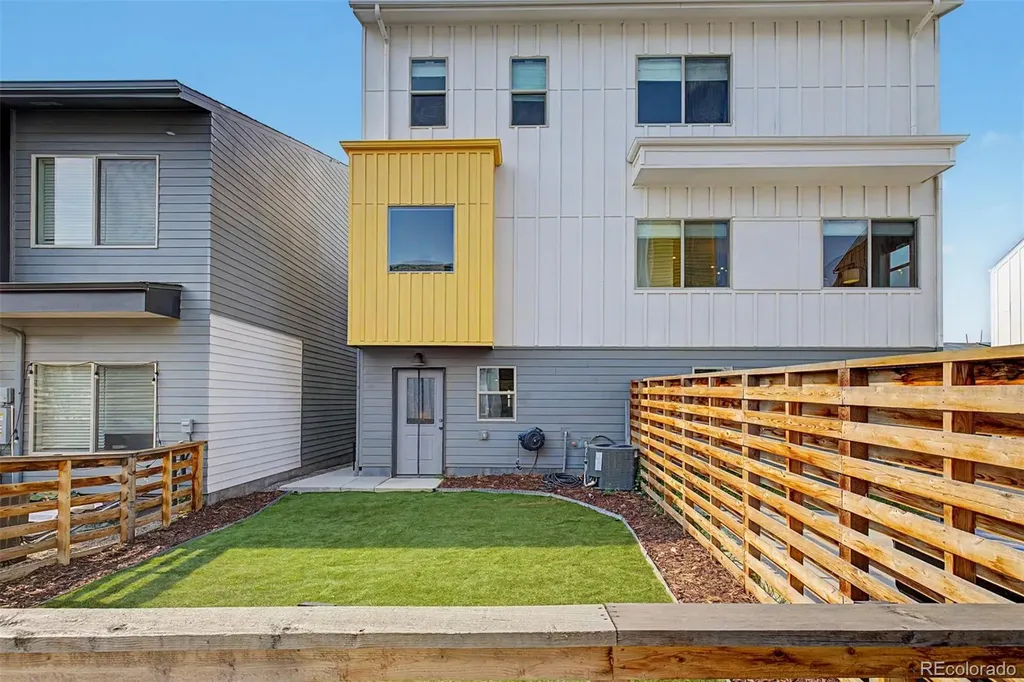 15194 W 69th Avenue Arvada CO 80007