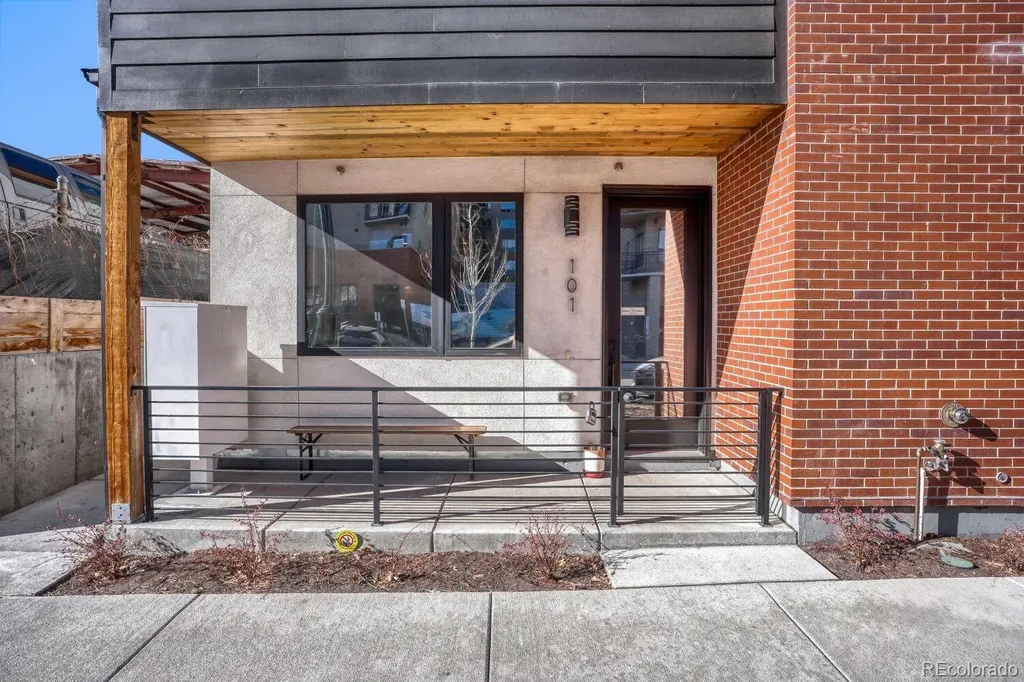 4025 Jason Street Denver CO 80211