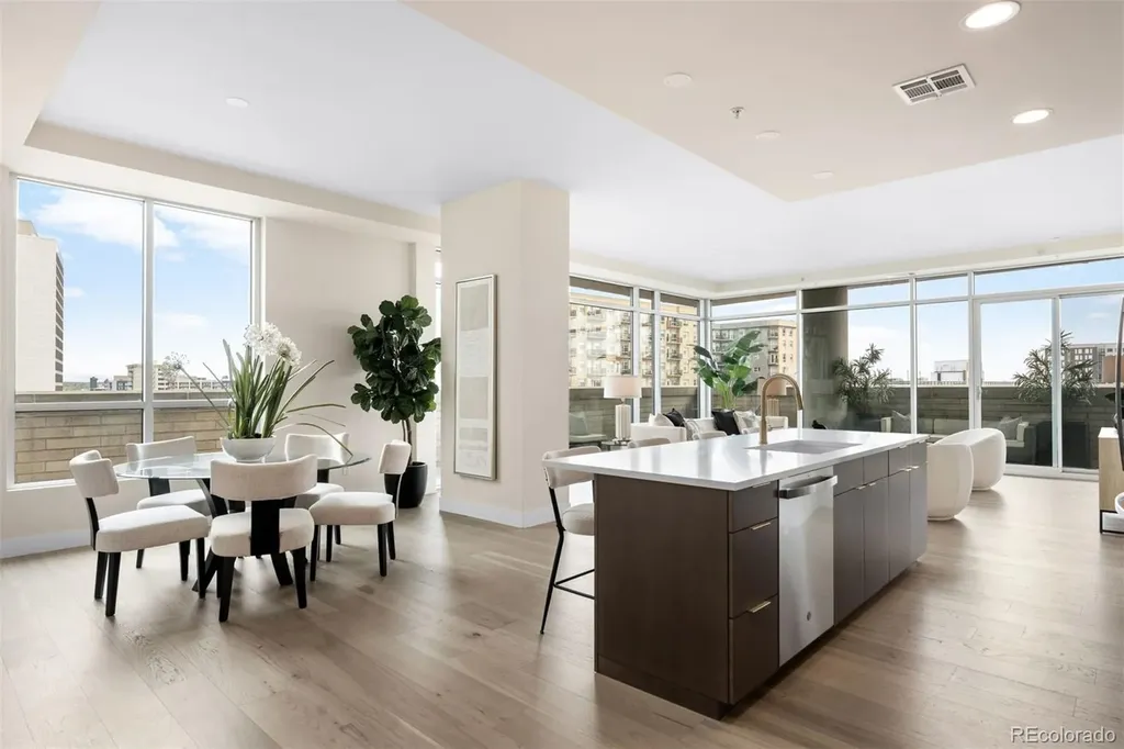 2001 Lincoln Street Denver CO 80202