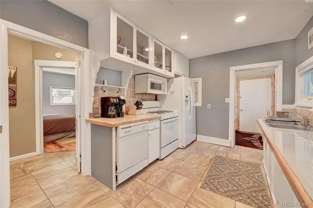 4642 Plettner Lane Evergreen CO 80439